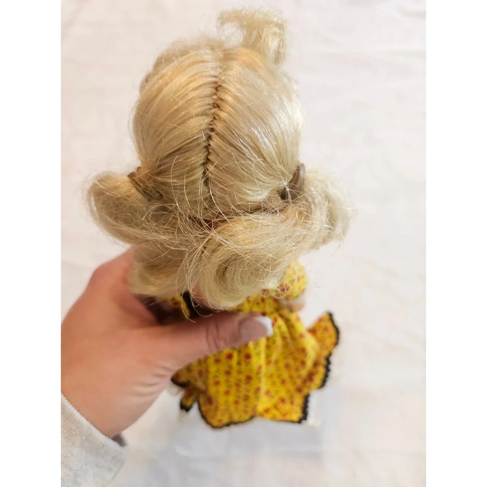 Elly May Clampett Vintage Blonde Yellow‎ Floral Dress Black Ribbon Retro Doll